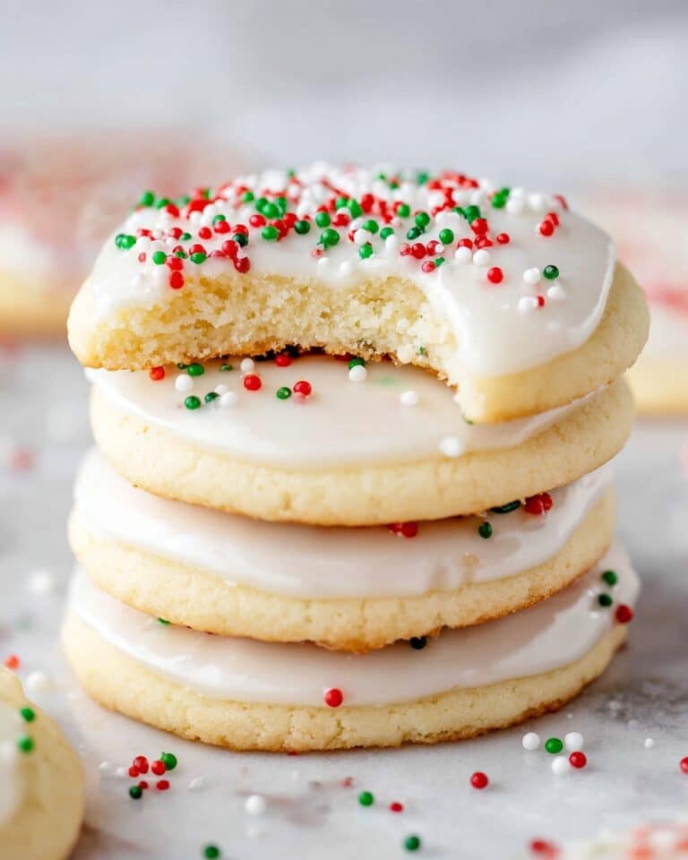 White Chocolate Sugar Cookies with Peppermint Royal Icing Recipe